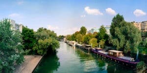 Location de bateau à quai : la réglementation en France