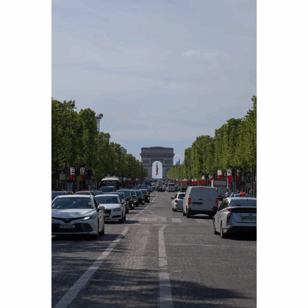 Top 10 des Activités Incontournables pour Séduire Vos Voyageurs Airbnb à Paris