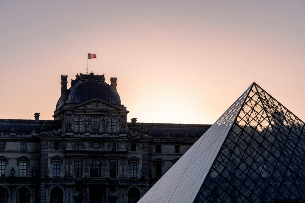 Top 10 des Activités Incontournables pour Séduire Vos Voyageurs Airbnb à Paris